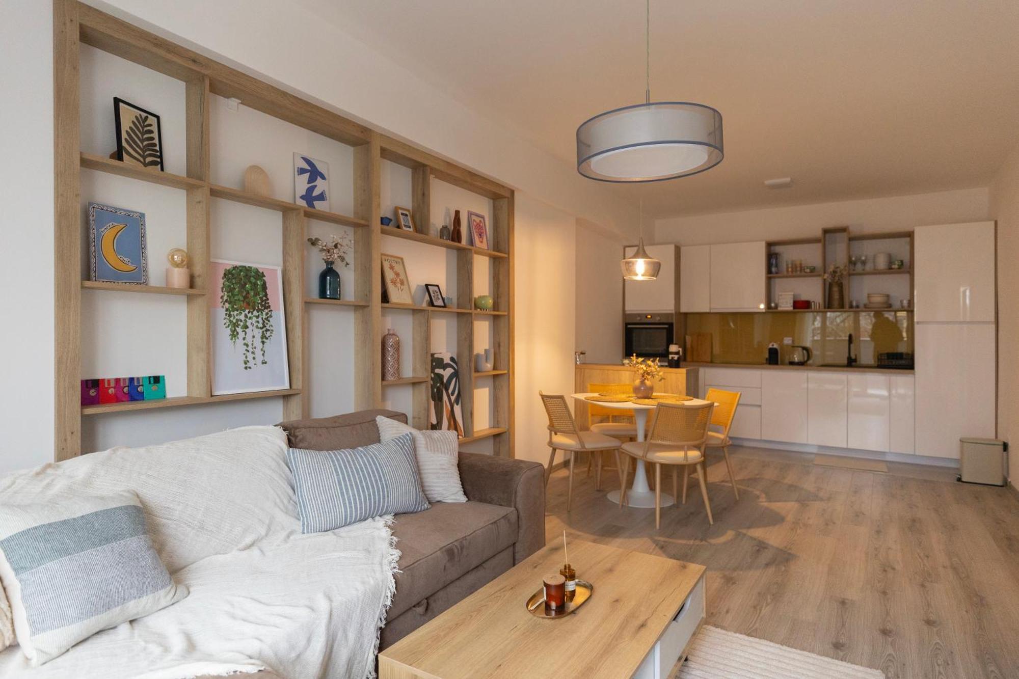 Liri's Apartment *